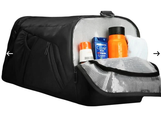 Mark Ryden Worksman: Spacious Durable Polyester Travel Bag with Easy Access Pockets