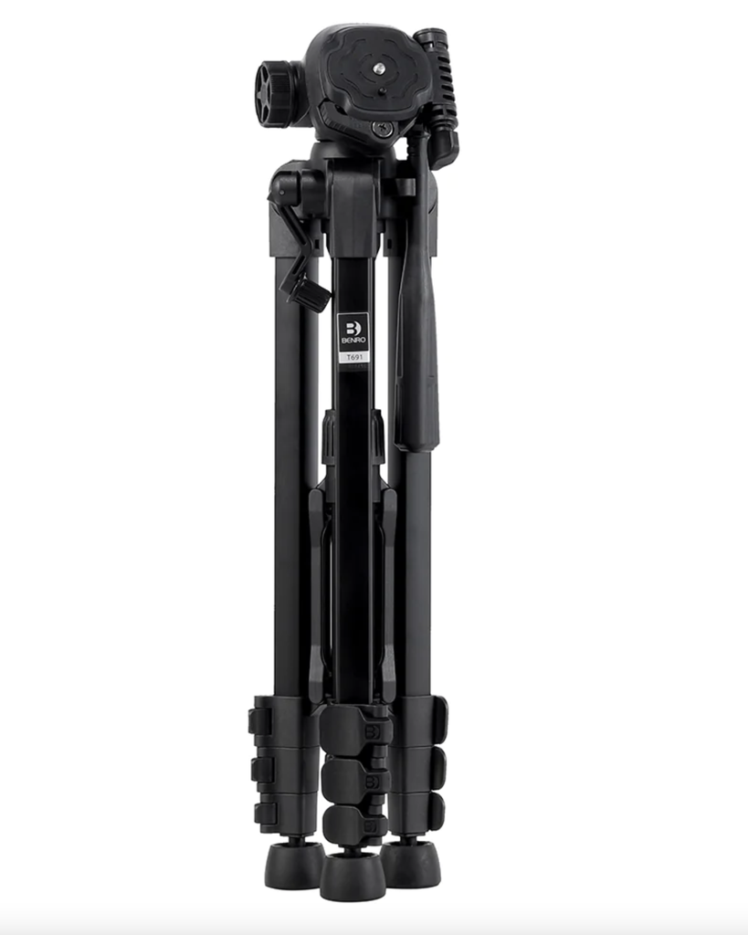 Benro T691 Photo and Video Hybrid Tripod with Fluid Effect Head