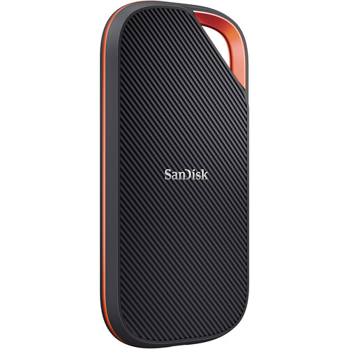 SanDisk Extreme PRO Portable SSD E82 with USB4 2TB (SDSSDE82-2T00-G25)