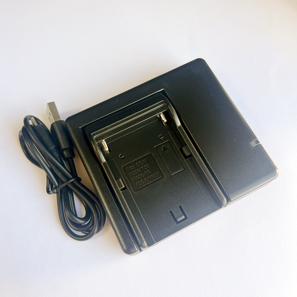 USB Battery Charger for Sony NP-F Series (F550/F750, FM50/FM70)