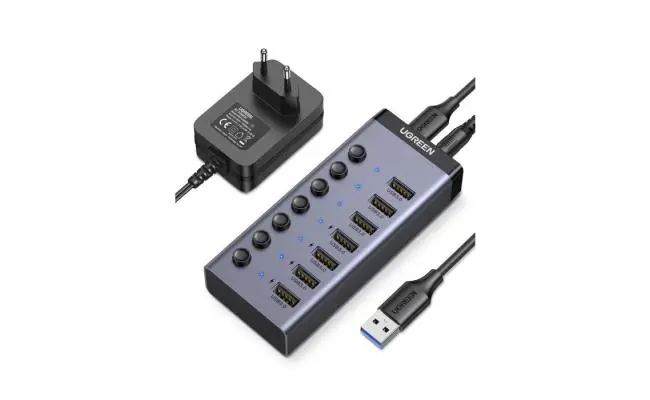 UGREEN CM481 USB-C to 7-Port USB-A 3.0 Powered Hub (90307)