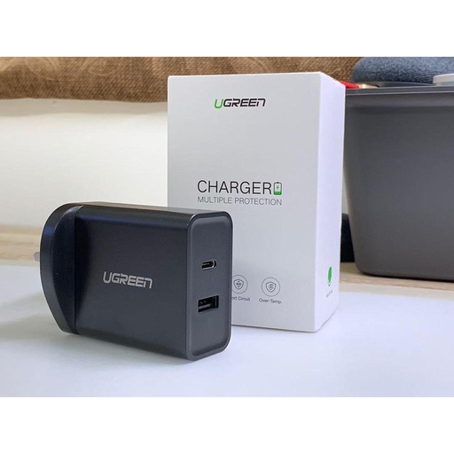 UGREEN Model:ED002 / 4054530W wall charger