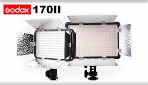 إضاءة LED Godox LED170II متوازنة مع ضوء النهار بقدرة 10 واط للإستخدام على الكاميرا